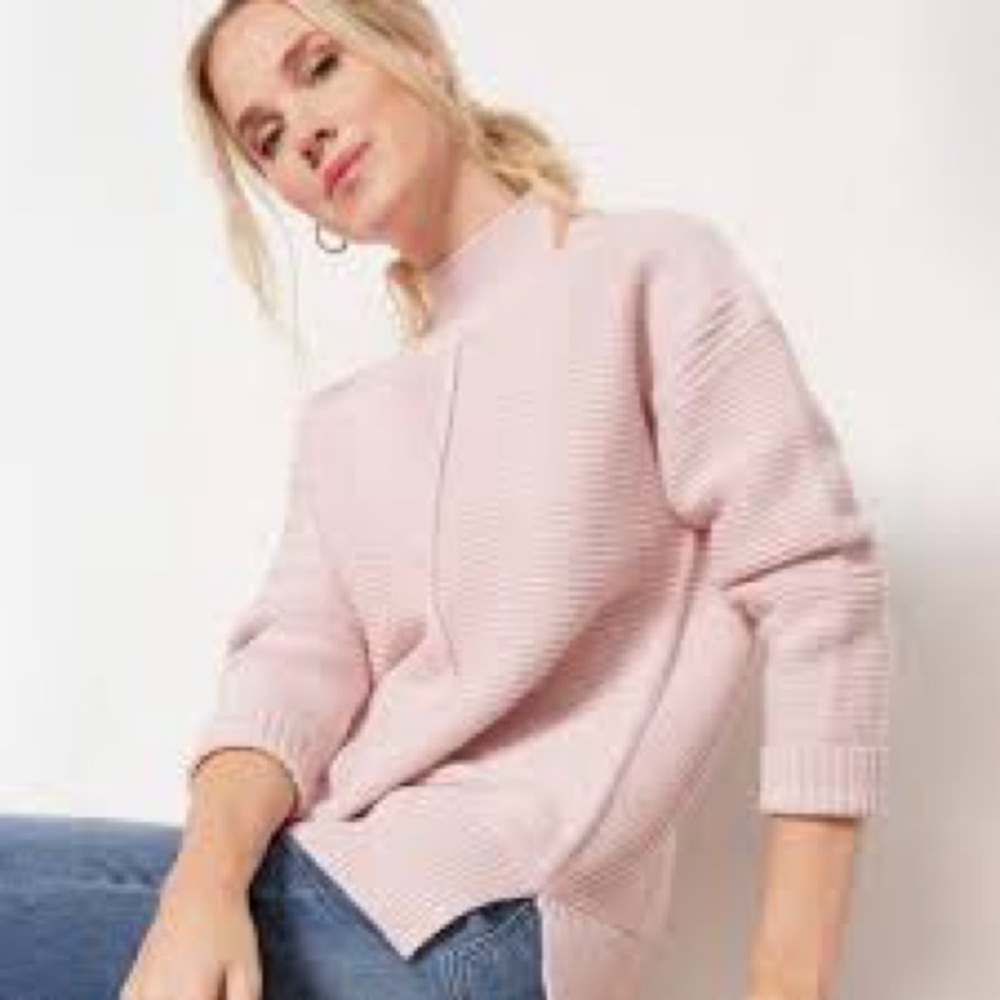 Evereve Foster Turtleneck‎ Ribbed Knit Sweater in dusty pink Size M
